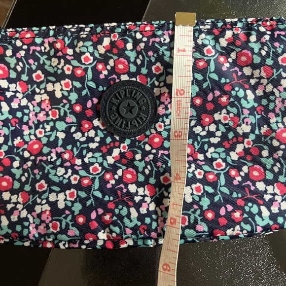 Kipling pouch - Picture 4 of 4